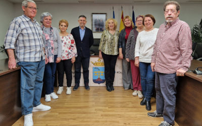 El alcalde de Rafal recibe en el Ayuntamiento a la nueva directiva del Club de Pensionistas