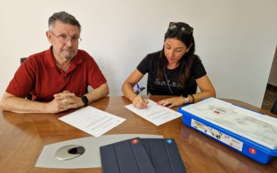 El Ayuntamiento de Rafal dona al colegio Trinitario Seva el material para el proyecto educativo de Robótica